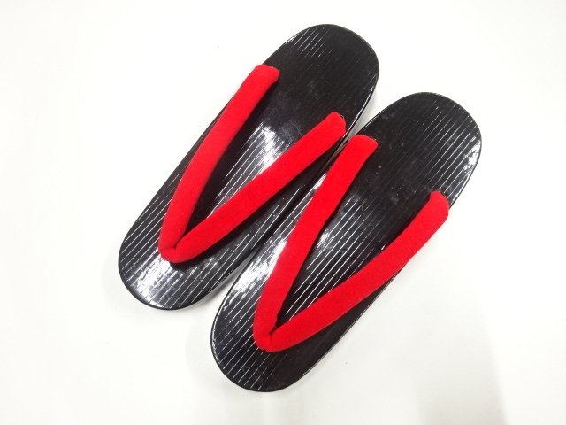 SALE!! JAPANESE KIMONO / LACQUERED PAULOWNIA GETA (24CM)