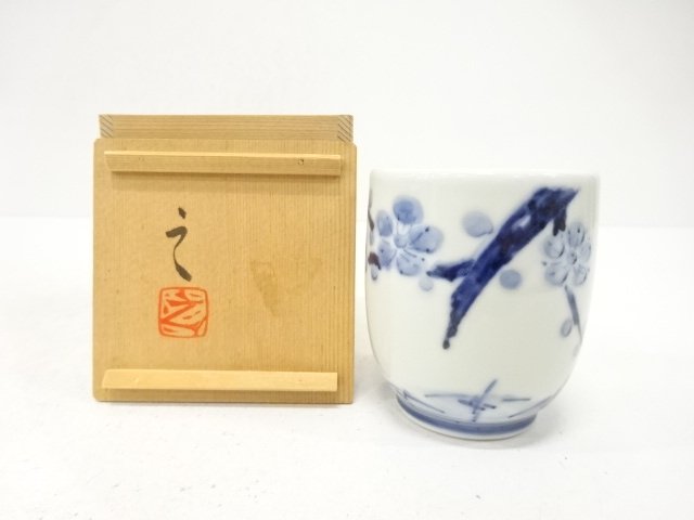 SALE!! JAPANESE COLLECTIBLE / TEACUP / PLUM BLOSSOMS