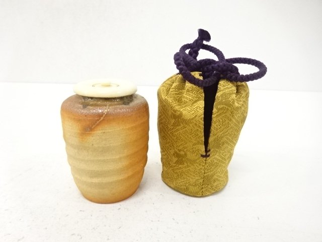 SALE!! JAPANESE COLLECTIBLE / SHIGARAKI WARE TEA CADDY