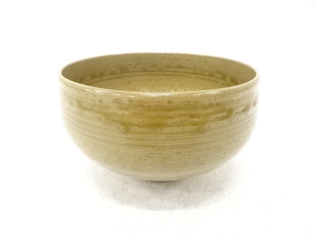 SALE!! JAPANESE COLLECTIBLE / ASH GLAZE TEA BOWL / TOUKICHI ZUKURI