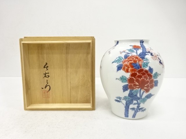 SALE!! JAPANESE COLLECTIBLE / ARITA PORCELAIN VASE / BROCADE / PLUM / PEONY D