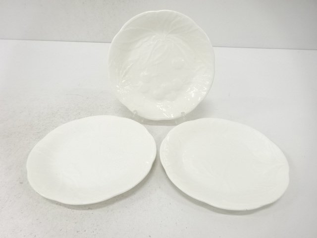 SALE!! JAPANESE COLLECTIBLE / NARUMI NARUMI 3 PLATES (17CM) WESTERN TABLEWARE