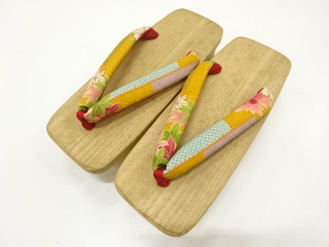 SALE!! JAPANESE KIMONO / ANTIQUE GETA (23 cm) / PAULOWNIA