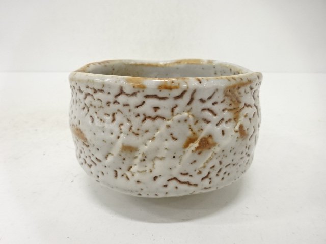 SALE!! JAPANESE TEA CEREMONY / GRAY SHINO WARE / TEA BOWL CHAWAN / ARTISAN WORK 
