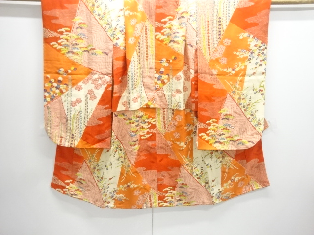 SALE!! JAPANESE KIMONO / ANTIQUE KIMONO / SILK / PINE & WISTERIA WITH FLOWER