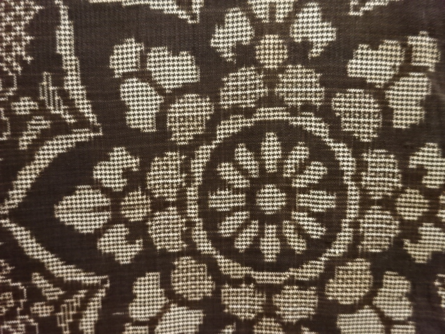 SALE!! JAPANESE KIMONO / ANTIQUE KIMONO / SILK / DORO OSHIMA TSUMUGI / WOVEN FLORAL CREST