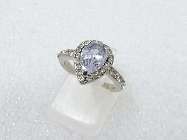 SALE!! CRYSTAL FASHION RING / JP SIZE 7.5