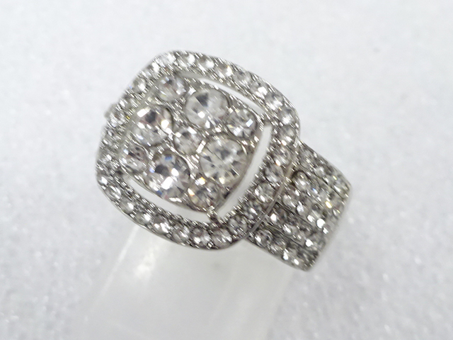 SALE!! CRYSTAL FASHION RING / JP SIZE 12