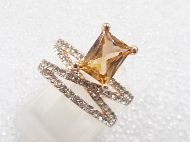 SALE!! JAPANESE KIMONO / ANTIQUE COLORED STONE RING (SIZE 11)