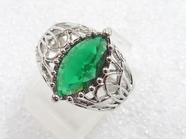 SALE!! JAPANESE KIMONO / ANTIQUE COLORED STONE RING (SIZE 13)