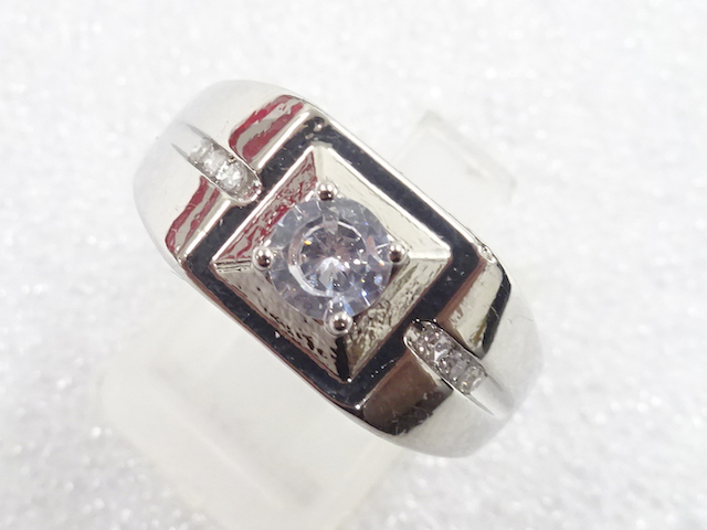 SALE!! JAPANESE KIMONO / ANTIQUE CRYSTAL RING (SIZE 20.5)