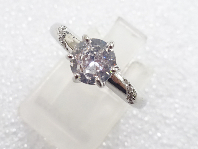SALE!! JAPANESE KIMONO / ANTIQUE CRYSTAL RING (SIZE 13)