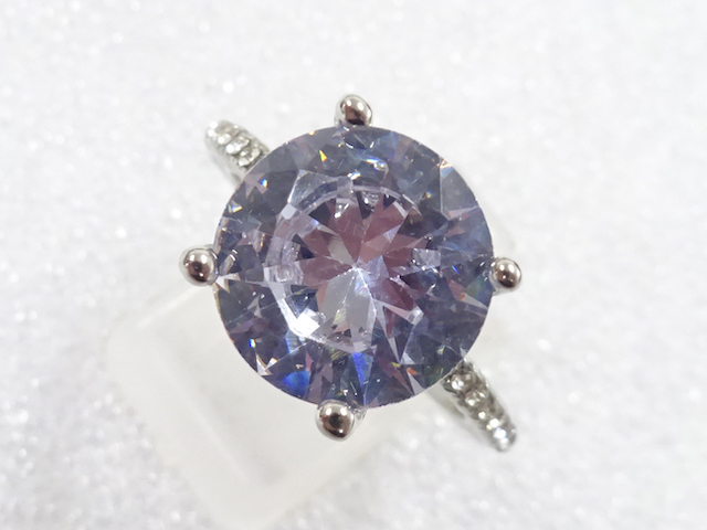 SALE!! Crystal ring (size 21)