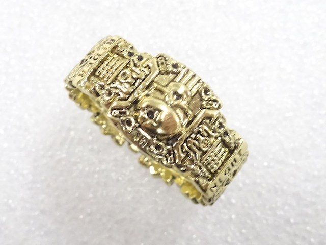 SALE!! Ring (size 21)