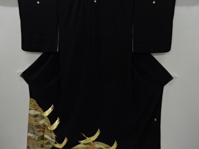 リサイクル　作家物　群鶴に松模様刺繍留袖(比翼付き)