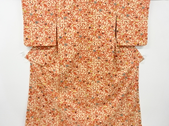 リサイクル　菊に花模様手織り紬着物