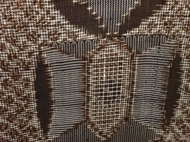 SALE!! JAPANESE KIMONO / ANTIQUE KIMONO / DORO OSHIMA TSUMUGI / WOVEN KIKKO PATTERN