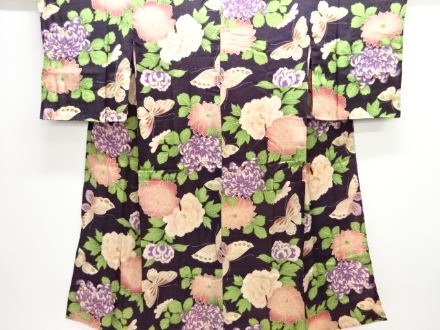 アンティーク　縮緬蝶に花模様長襦袢