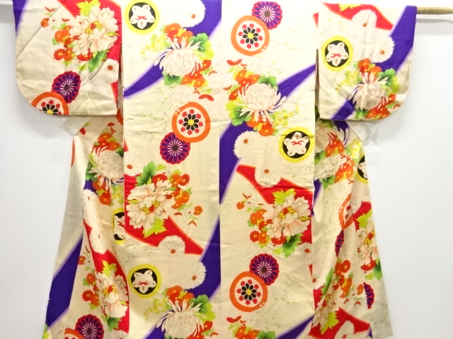 アンティーク　錦紗牡丹・菊模様長襦袢