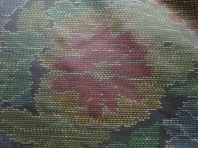 アンティーク　菊模様織り出し本場泥大島紬着物