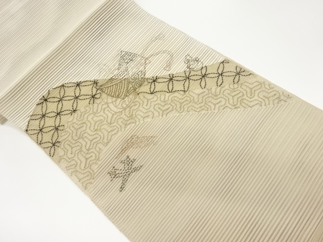 リサイクル　絽綴れ刺子糸巻きに古典柄模様名古屋帯