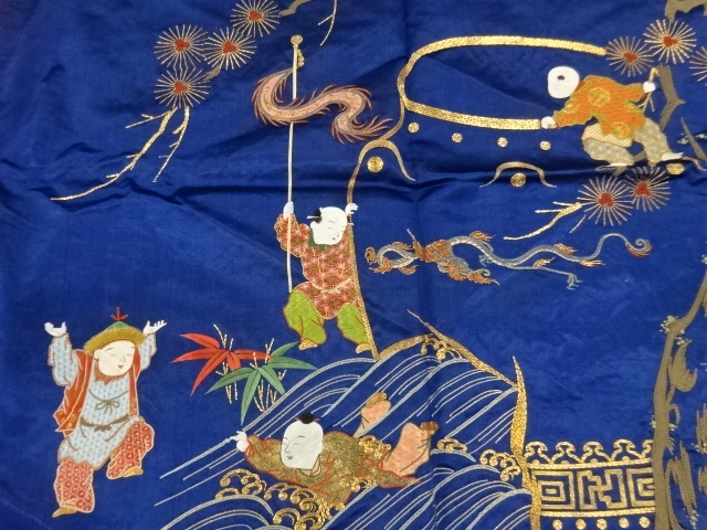 アンティーク　松に中国舞踊模様刺繍帛紗